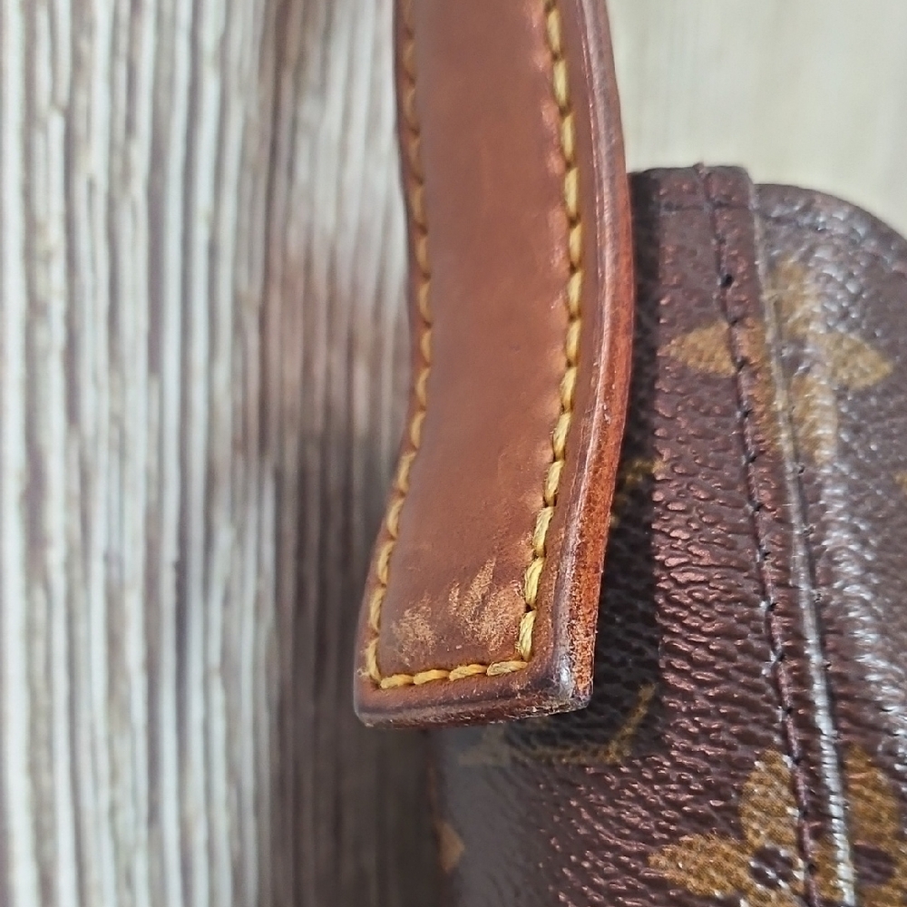 LOUIS VUITTON Looping Monogram Shoulder Bag Brown - Picture 2 of 16